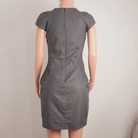 NAF Naf Cap Sleeve Sheath Dress With Pockets Size: 40 - Picture 6 of 13